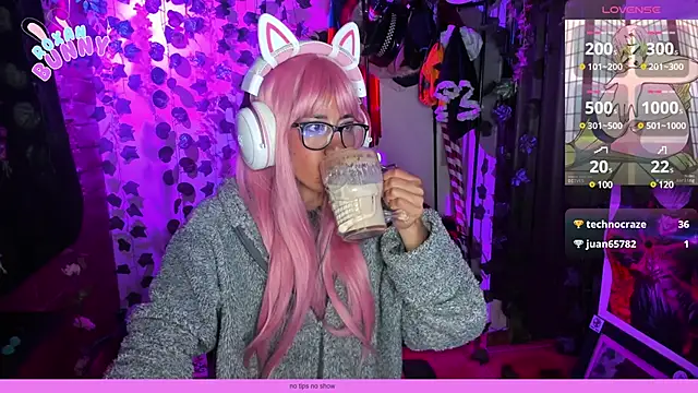 Roxanbunny1 online show from 02-14-25, 07:28