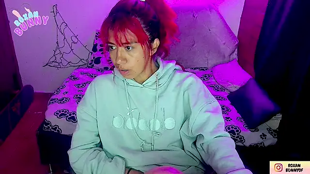 Roxanbunny1 online show from 10-29-25, 11:50