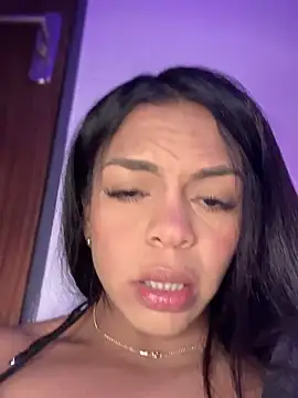 Snapshot of Charly_ chatting on 02-13-25, 05:54 Charly  online show from 02-13-25, 05:54