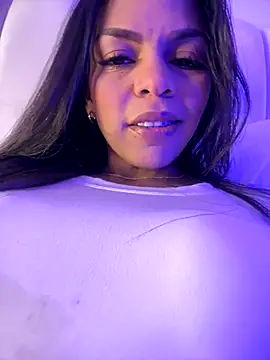 Snapshot of Charly_ chatting on 10-07-25, 04:53 Charly  online show from 10-07-25, 04:53