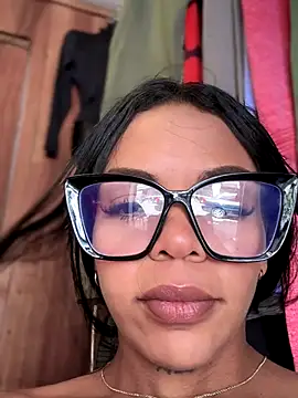 Snapshot of Charly_ chatting on 10-09-25, 02:59 Charly  online show from 10-09-25, 02:59