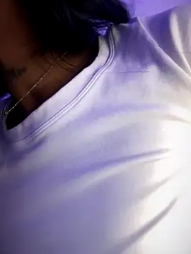 Snapshot of Charly_ chatting on 10-14-25, 04:46 Charly  online show from 10-14-25, 04:46