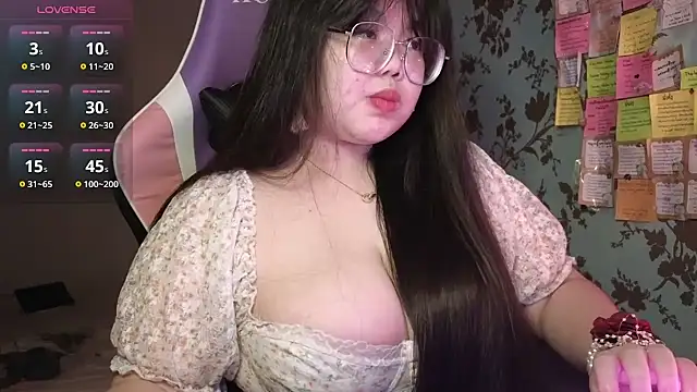 ANNELIESE  online show from 12-06-24, 07:34