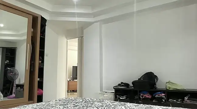 claudiacvc95 online show from 01-23-25, 08:46