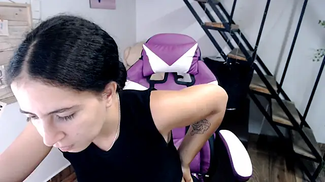 samantha baby  online show from 11-20-25, 05:12