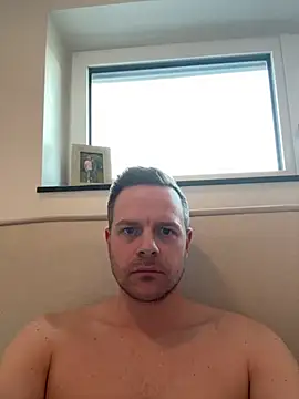 Danii0790 online show from 02-05-25, 04:14