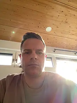 Danii0790 online show from 12-22-25, 10:12