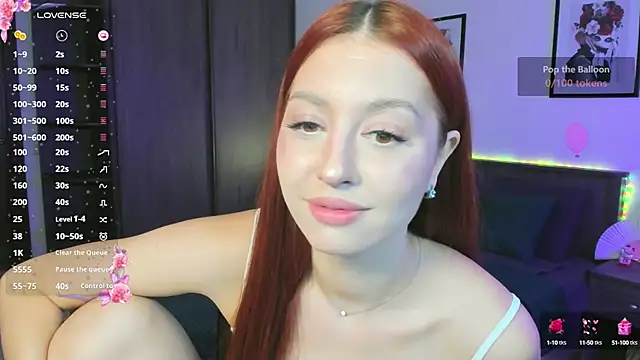 Snapshot of EleanorePeach chatting on 10-13-25, 12:38 EleanorePeach online show from 10-13-25, 12:38