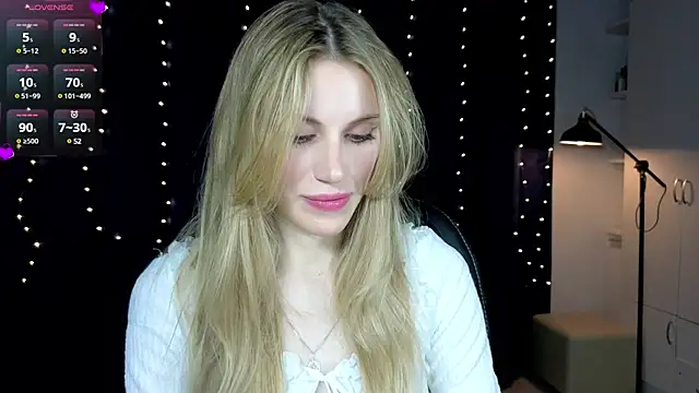 Lilianna Just online show from 03-08-25, 05:01