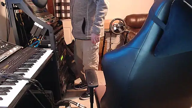 Snapshot of jimdacbin420 chatting on 12-16-24, 05:17 jimdacbin420 online show from 12-16-24, 05:17