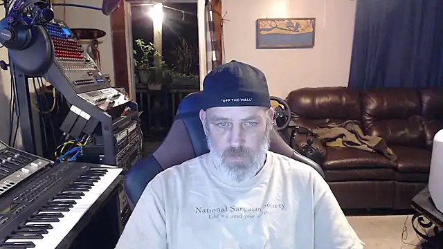 Snapshot of jimdacbin420 chatting on 12-16-24, 08:20 jimdacbin420 online show from 12-16-24, 08:20