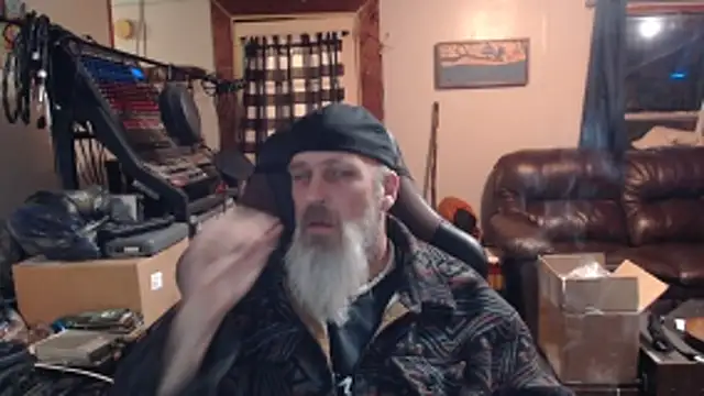 Snapshot of jimdacbin420 chatting on 02-09-26, 03:32 jimdacbin420 online show from 02-09-26, 03:32