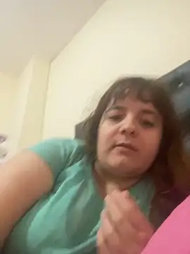 Bombon ok online show from 10-28-25, 02:48