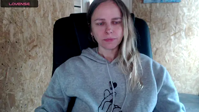 Snapshot of las_sweet chatting on 06-29-26, 10:15 las sweet online show from 06-29-26, 10:15