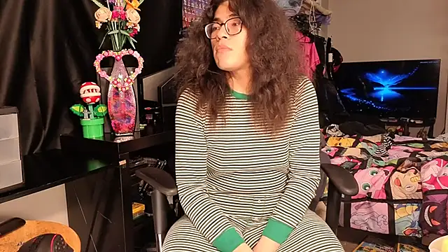 ShinyCherub online show from 02-20-25, 07:55