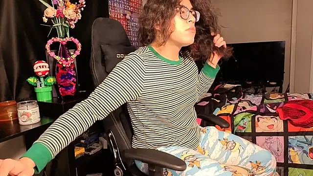 ShinyCherub online show from 02-24-25, 08:38