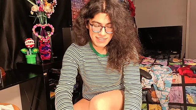 ShinyCherub online show from 02-24-25, 11:43