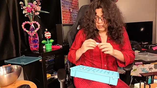 ShinyCherub online show from 03-07-25, 08:02