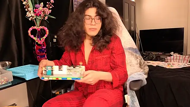 ShinyCherub online show from 03-11-25, 10:07