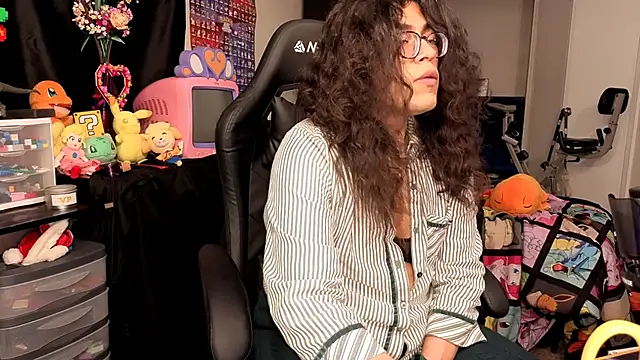 ShinyCherub online show from 10-16-25, 05:58