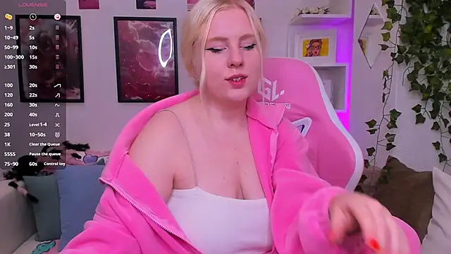 art lovee online show from 09-16-25, 01:17