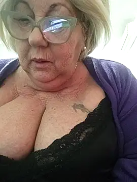 Merilulla online show from 02-27-25, 01:48