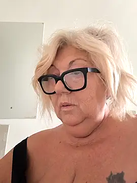 Merilulla online show from 10-09-25, 01:20