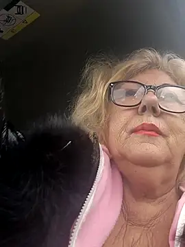 Merilulla online show from 11-18-25, 12:42