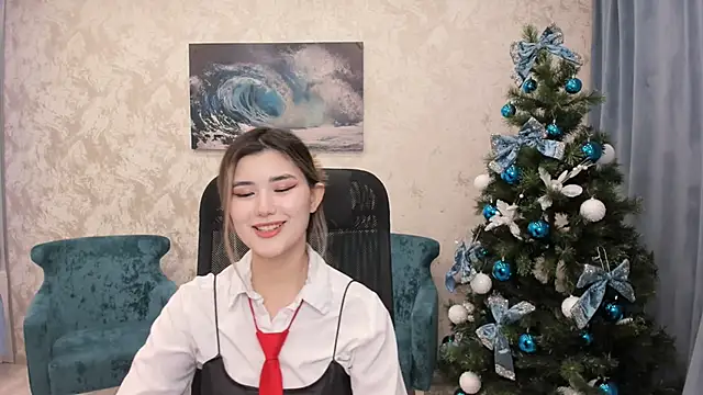 AnneTLi online show from 12-22-24, 09:44