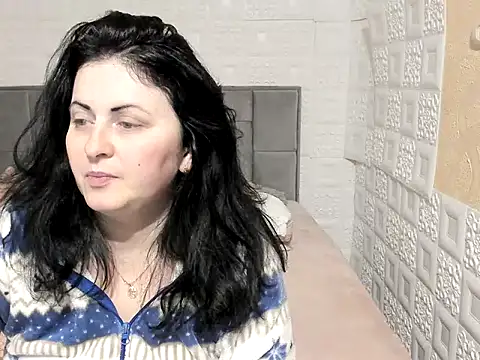 Snapshot of Lillian2 chatting on 03-12-25, 07:46 Lillian2 online show from 03-12-25, 07:46