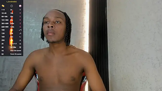 Snapshot of DominicSccott chatting on 02-21-25, 01:22 DominicSccott online show from 02-21-25, 01:22