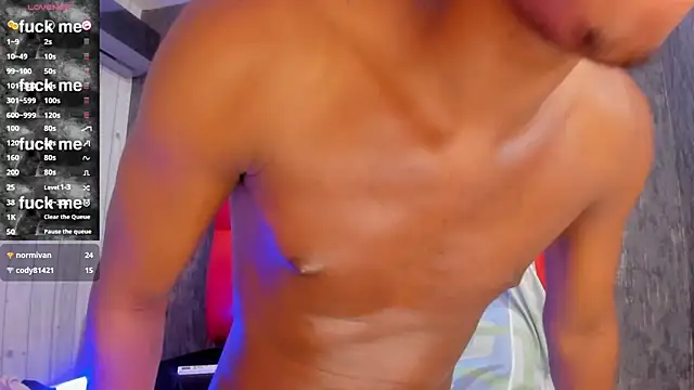 Snapshot of DominicSccott chatting on 03-03-25, 07:06 DominicSccott online show from 03-03-25, 07:06