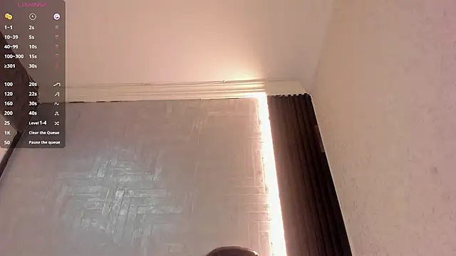 Snapshot of DominicSccott chatting on 11-16-25, 01:06 DominicSccott online show from 11-16-25, 01:06