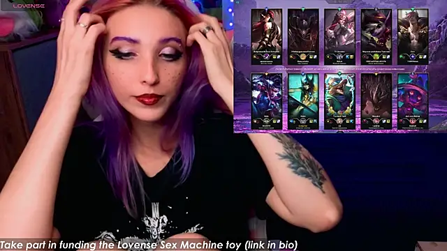 Snapshot of Violet_Noir chatting on 09-10-25, 05:13 Violet Noir online show from 09-10-25, 05:13