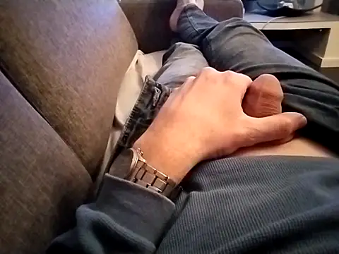 Snapshot of jk1981jk chatting on 01-17-26, 07:28 jk1981jk online show from 01-17-26, 07:28