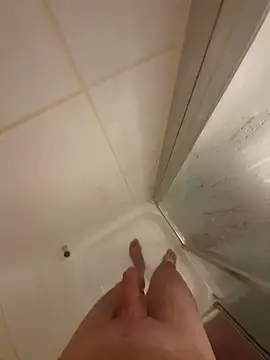 Snapshot of jk1981jk chatting on 02-15-26, 08:35 jk1981jk online show from 02-15-26, 08:35