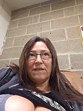 angelbaby1998 online show from 11-26-25, 05:47