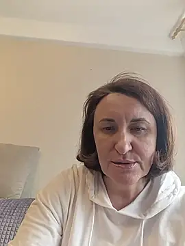 DonnaMagdalena online show from 04-05-26, 01:52