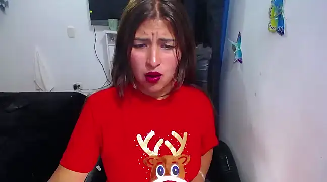 Snapshot of Yunhot_ chatting on 12-23-24, 10:33 Yunhot online show from 12-23-24, 10:33