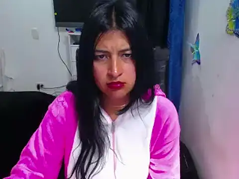 Snapshot of Yunhot_ chatting on 01-26-25, 10:45 Yunhot online show from 01-26-25, 10:45