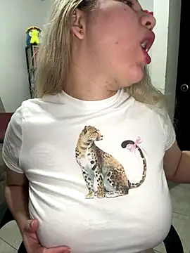 Celestedubois online show from 11-18-25, 11:37