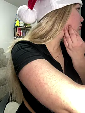 Celestedubois online show from 12-18-25, 11:22