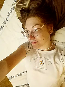 Snapshot of _Sweet_Love_ chatting on 12-17-24, 03:17  Sweet Love  online show from 12-17-24, 03:17