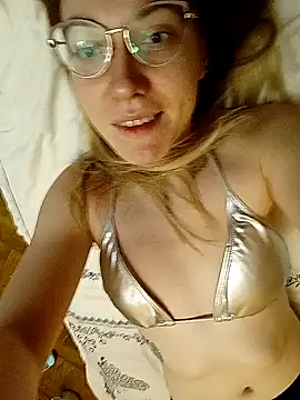 Snapshot of _Sweet_Love_ chatting on 01-04-25, 11:27  Sweet Love  online show from 01-04-25, 11:27