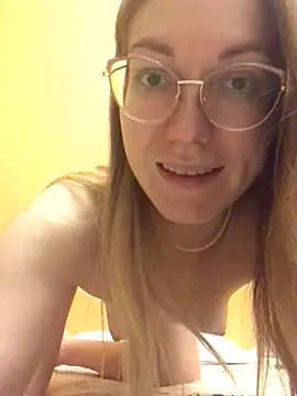 Snapshot of _Sweet_Love_ chatting on 01-06-25, 12:59  Sweet Love  online show from 01-06-25, 12:59