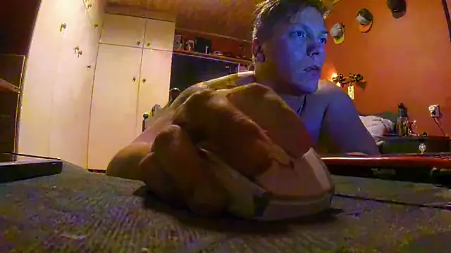 supergirly199 online show from 02-12-25, 11:29