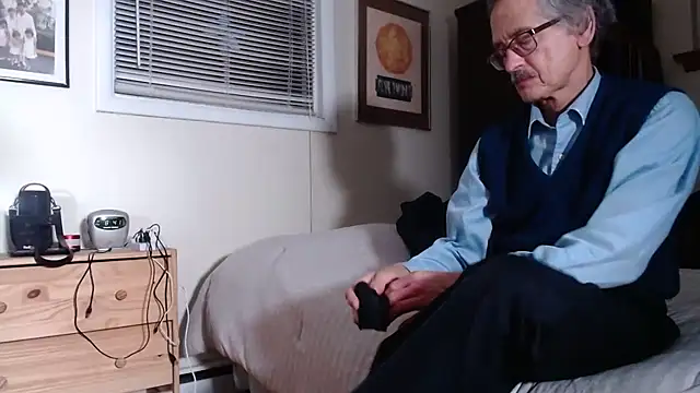 hottottrot691 online show from 03-03-25, 01:42