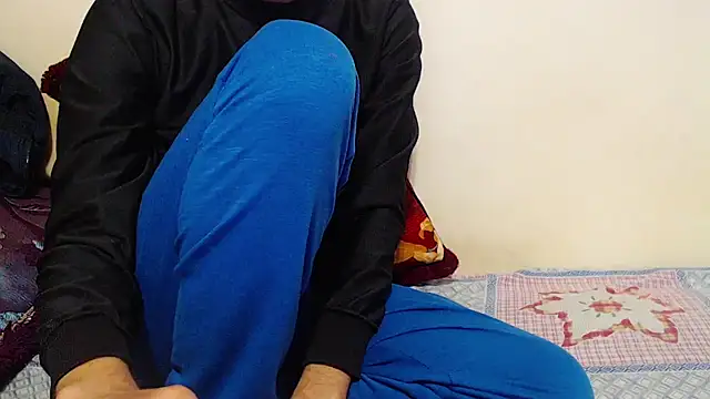 Alexdelarge323 online show from 02-14-25, 04:09