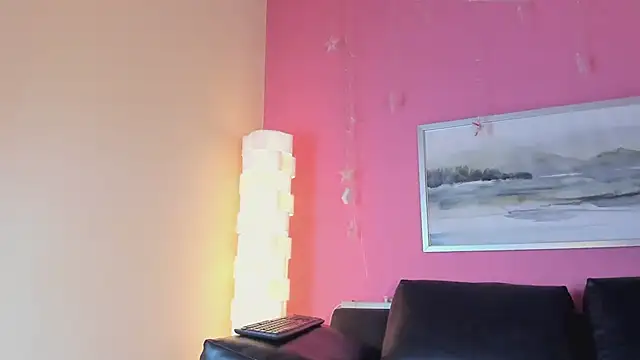 Tiffanysurez  online show from 03-01-25, 01:07