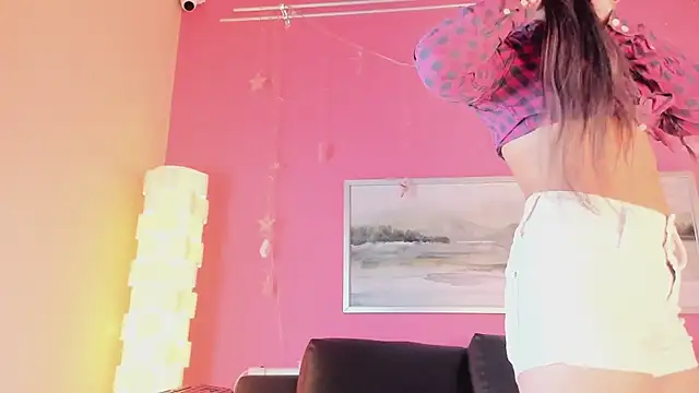 Tiffanysurez  online show from 03-03-25, 01:09